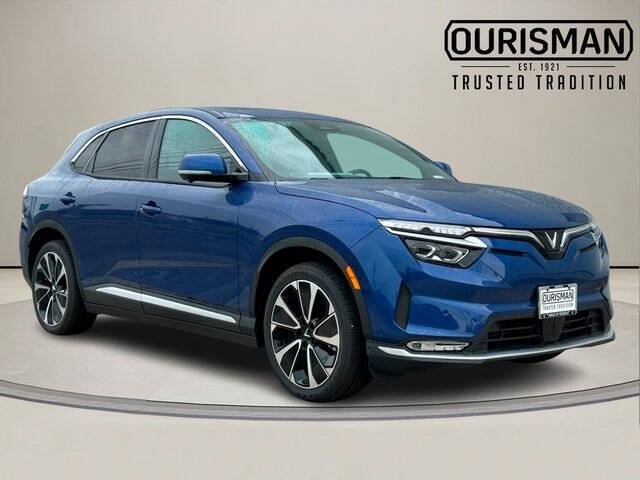 2025 VinFast VF8 Plus