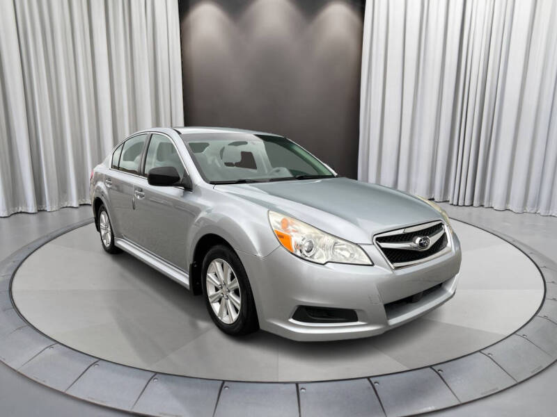 Subaru Legacy's photo