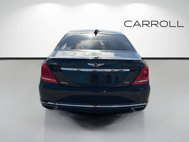 2017 Genesis G90