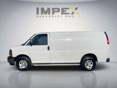 2023 Chevrolet Express 2500
