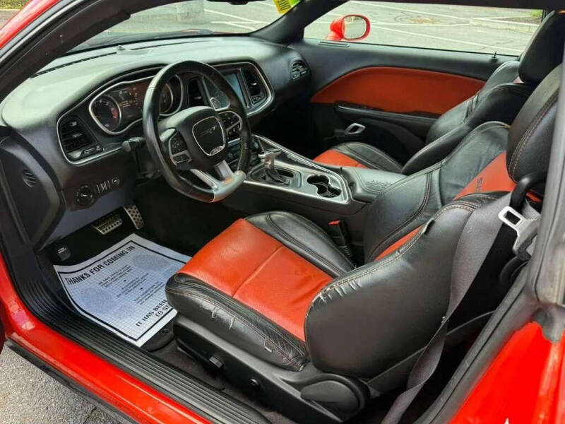 2016 Dodge Challenger SRT 392