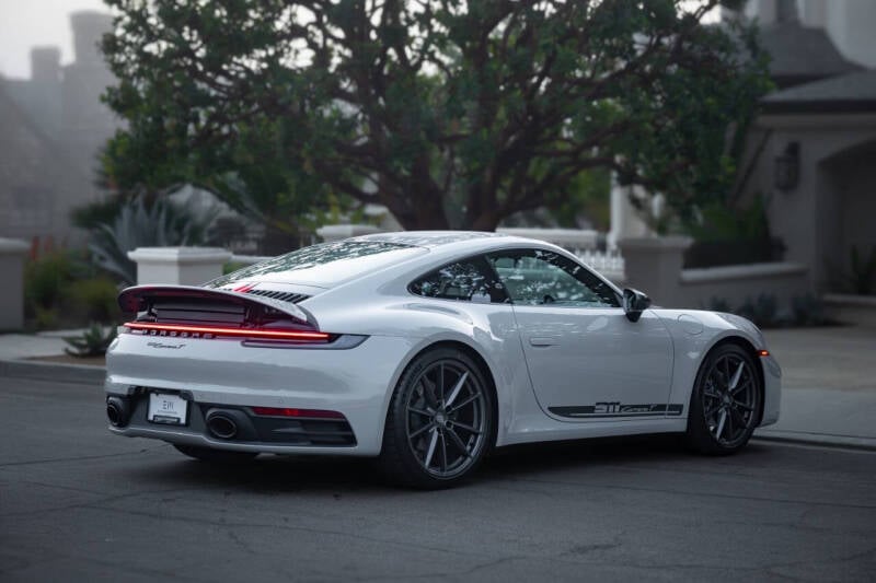 2023 Porsche 911 T photo 62