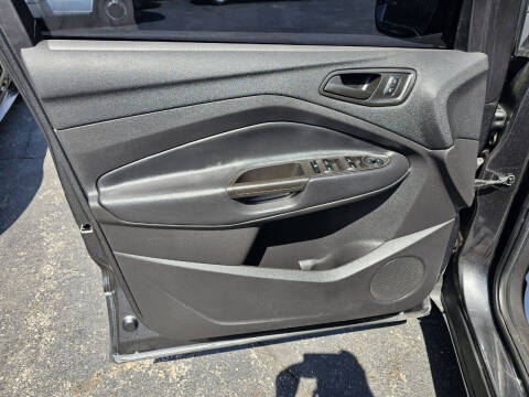 2019 Ford Escape S