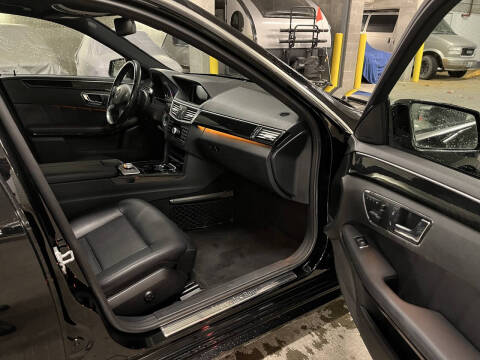 2010 Mercedes-Benz E-Class E 350 Luxury 4MATIC