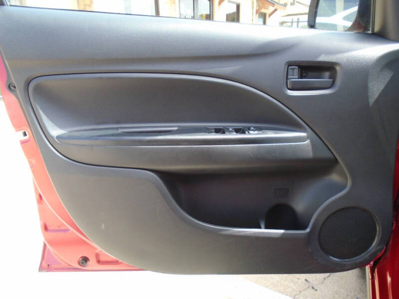 2024 Mitsubishi Mirage ES