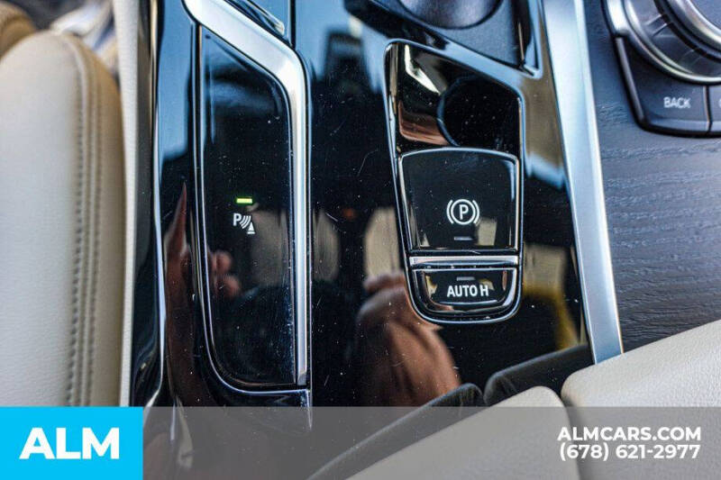 2022 BMW 5 Series 530i