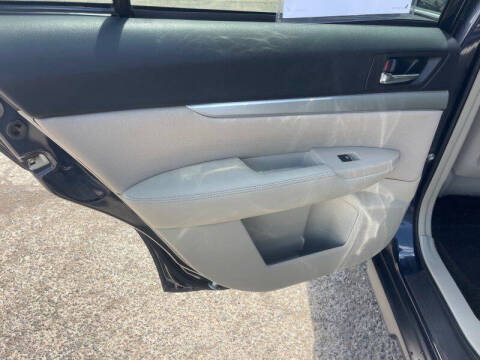 2013 Subaru Outback 2.5i Premium