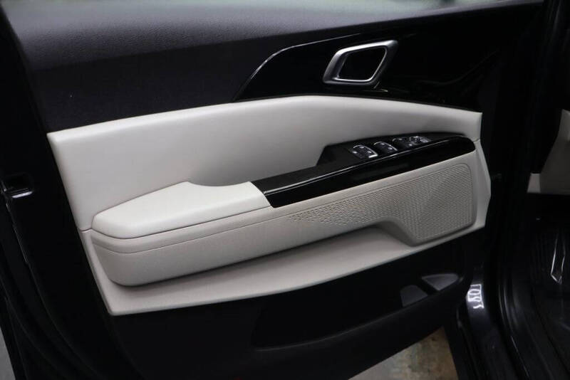 2022 Kia Carnival EX