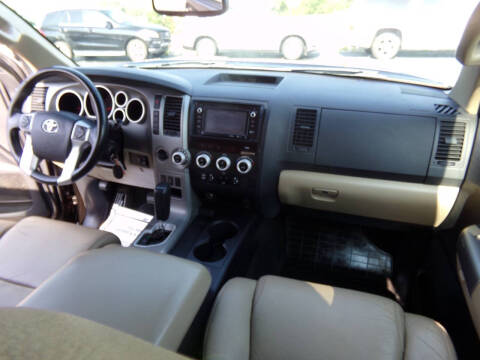 2015 Toyota Sequoia SR5