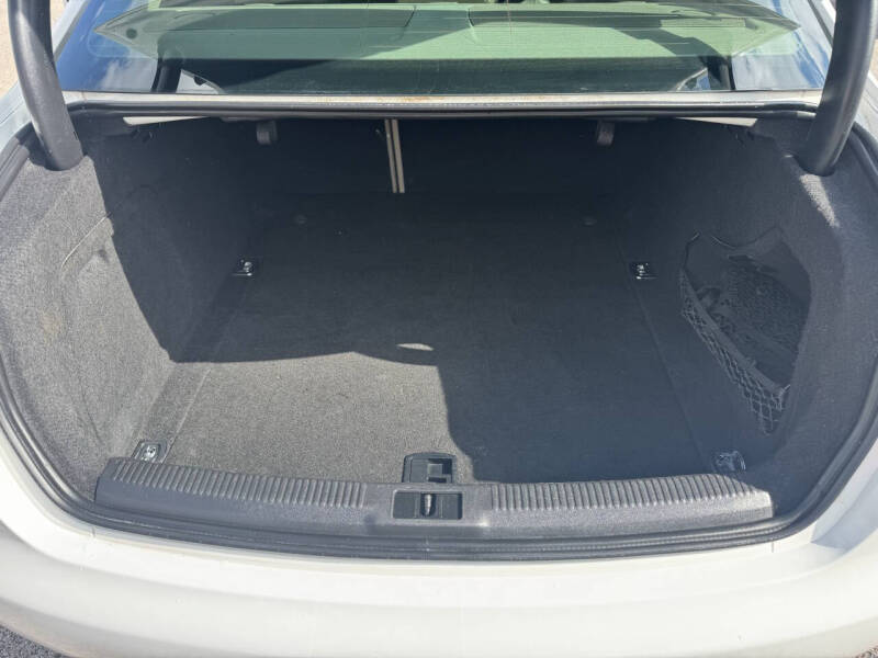 2009 Audi A4 2.0T quattro Prestige