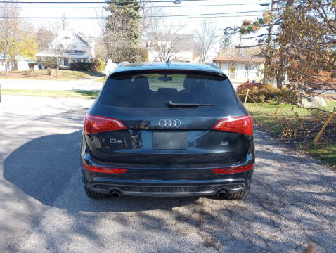 2012 Audi Q5 3.2 quattro Premium Plus