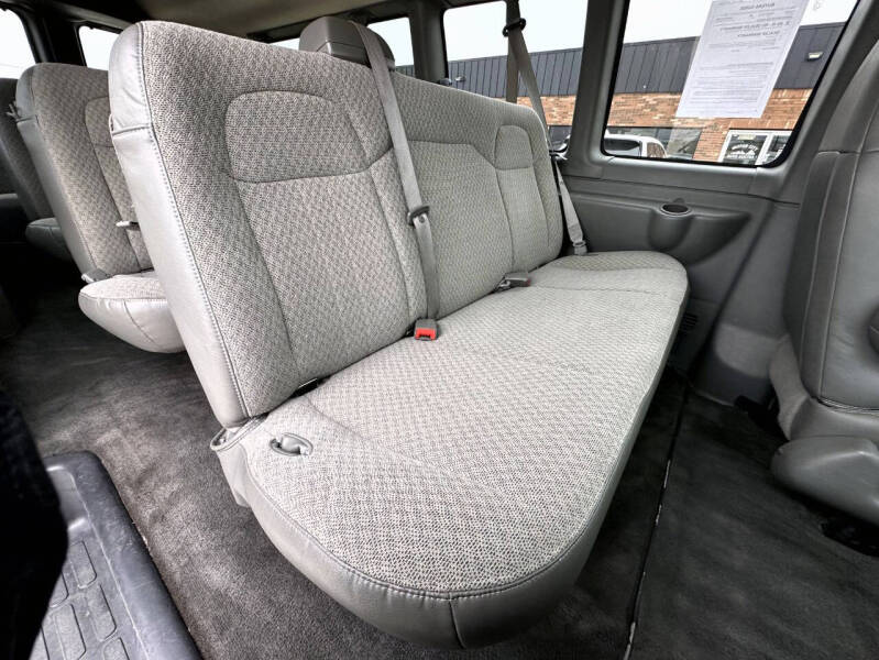 2016 Chevrolet Express LT 3500