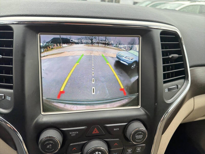 2017 Jeep Grand Cherokee Laredo