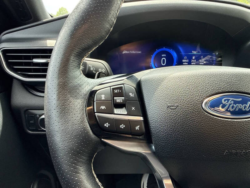 2022 Ford Explorer ST