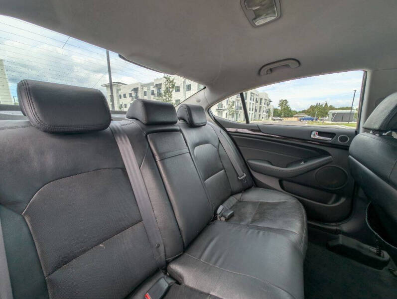 2014 Kia Cadenza Premium