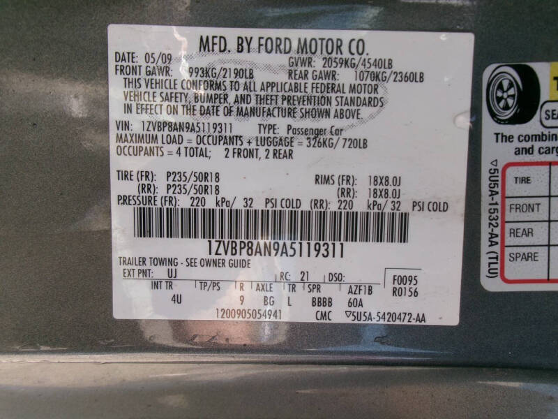 2010 Ford Mustang V6
