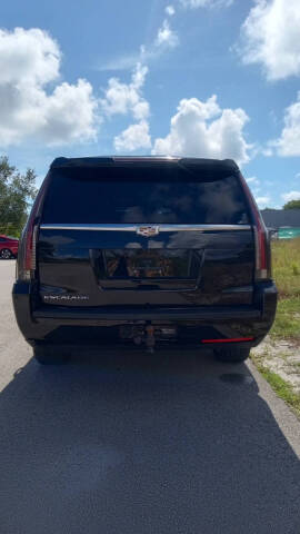 2017 Cadillac Escalade ESV Luxury