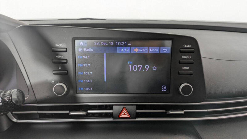 2022 Hyundai Elantra