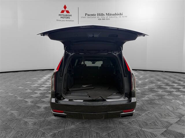 2023 Cadillac Escalade ESV Sport