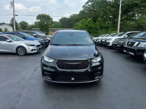 2022 Chrysler Pacifica Hybrid Touring L