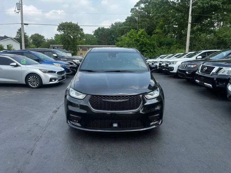 2022 Chrysler Pacifica Hybrid Touring L