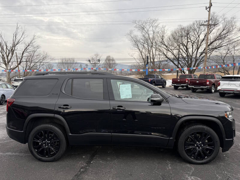 2023 GMC Acadia SLE