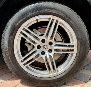 2015 Porsche Macan S