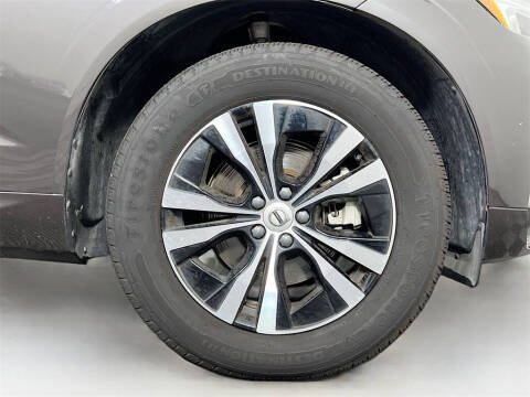 2023 Volvo XC60 B5 Core