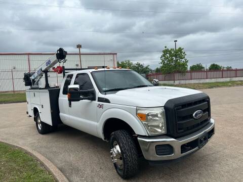 2011 Ford F-350 Super Duty for sale at TWIN CITY MOTORS in Houston TX