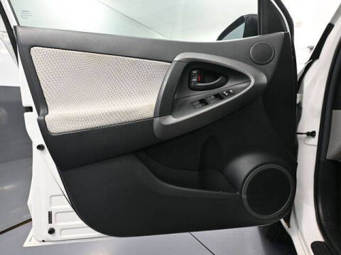 2012 Toyota RAV4 EV