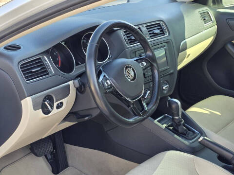 2015 Volkswagen Jetta