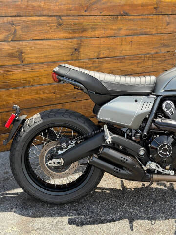 2022 Ducati Scrambler Nightshift
