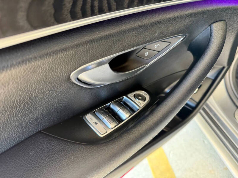 2019 Mercedes-Benz E-Class E 300