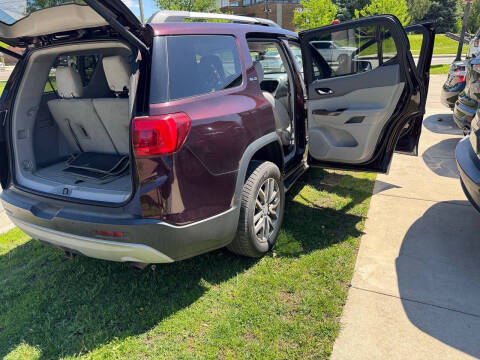 2017 GMC Acadia SLE-2
