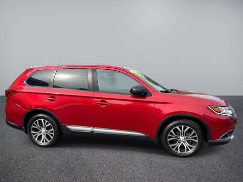 2018 Mitsubishi Outlander ES