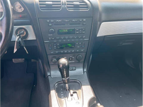 2004 Ford Thunderbird Deluxe