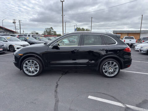 2014 Porsche Cayenne S