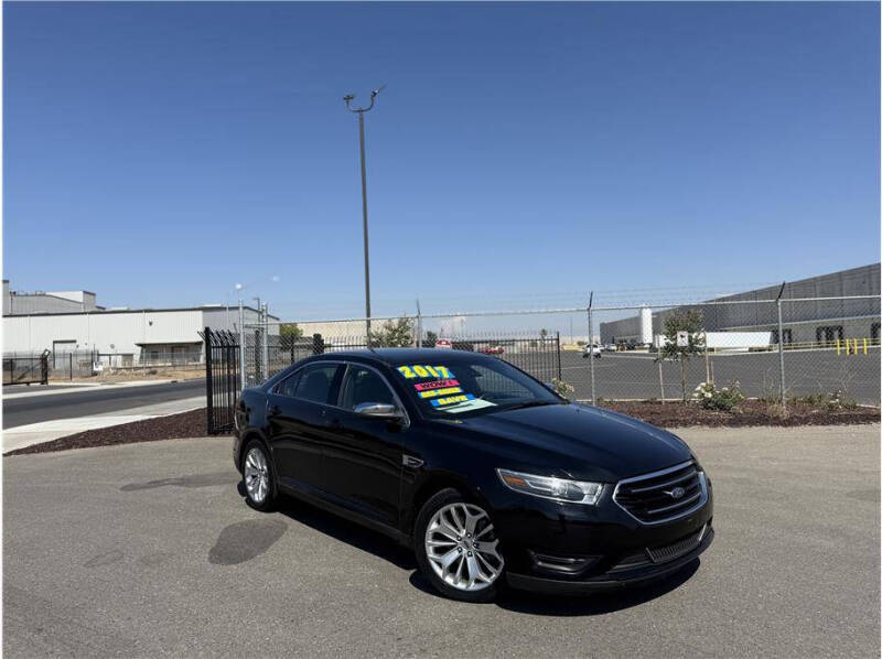 2017 Ford Taurus Limited