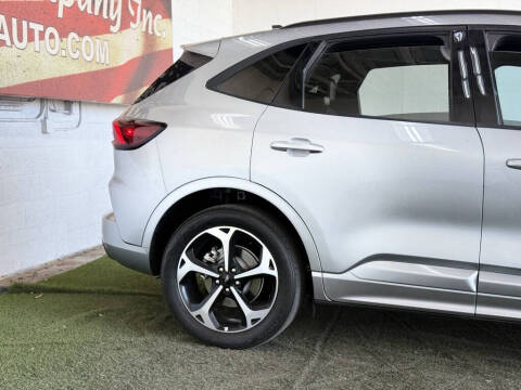 2023 Ford Escape ST-Line Select