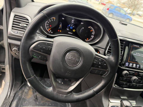 2019 Jeep Grand Cherokee Upland