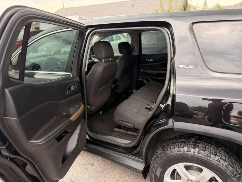 2017 GMC Acadia SLE-1