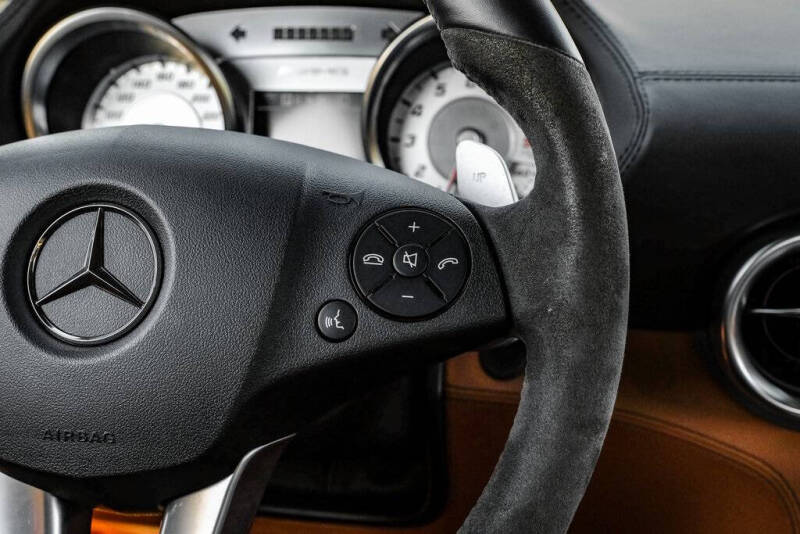 2011 Mercedes-Benz SLS AMG