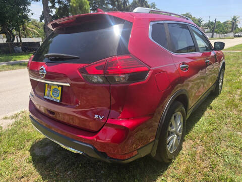 2017 Nissan Rogue SV