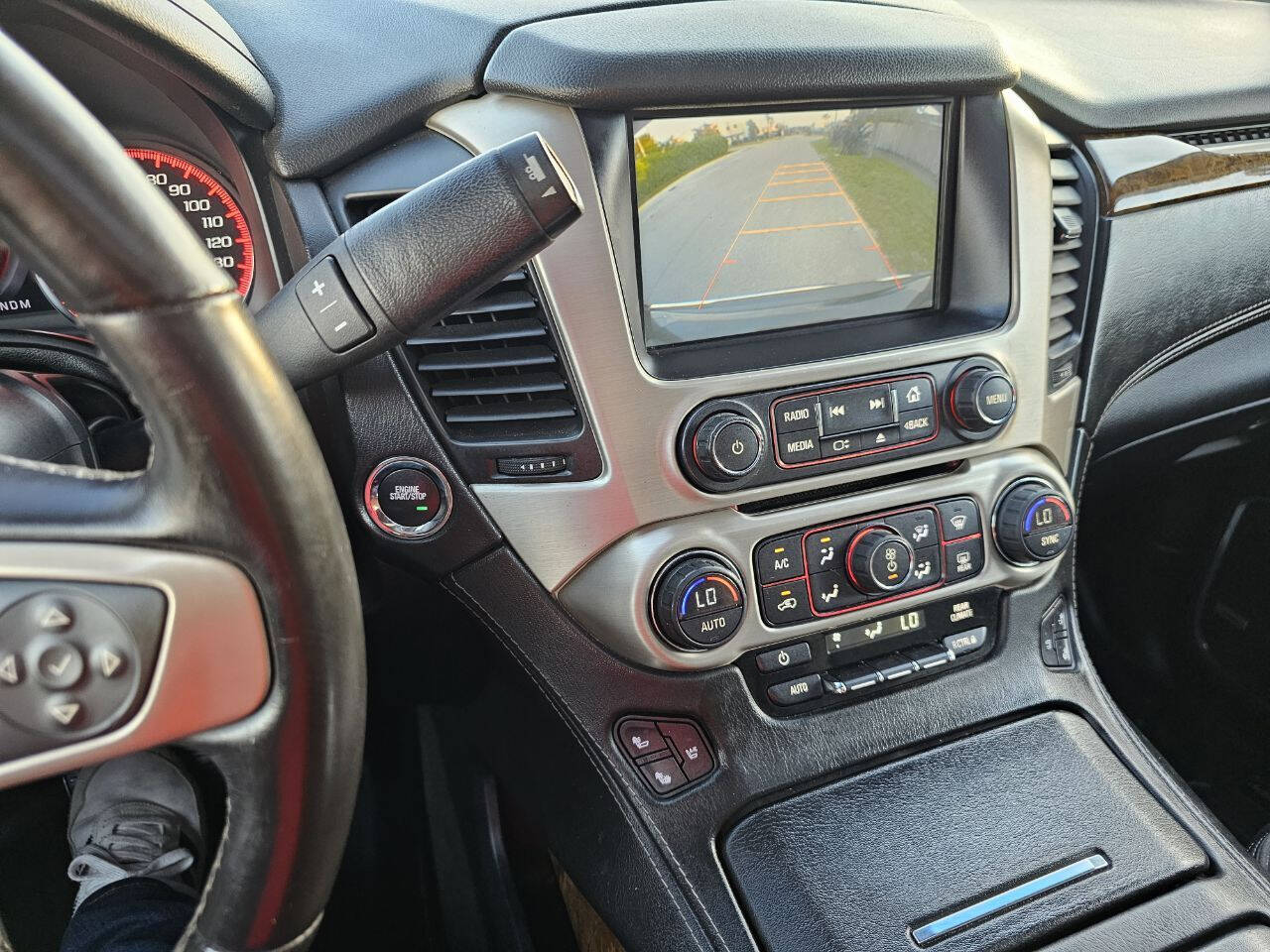 2015 GMC Yukon SUV / Crossover - $16,580