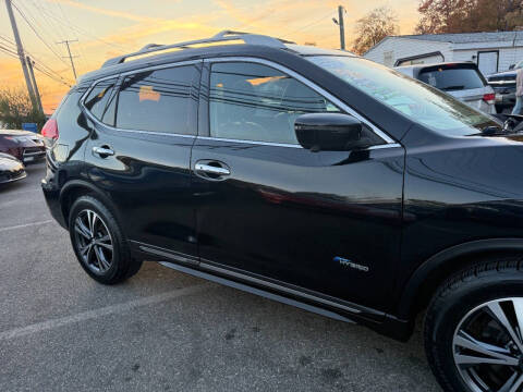 2017 Nissan Rogue Hybrid