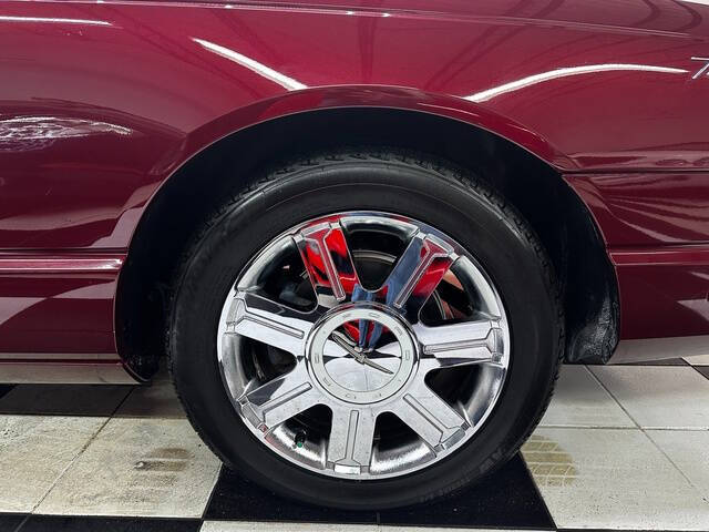 2004 Ford Thunderbird Deluxe