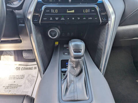 2024 Toyota Venza XLE