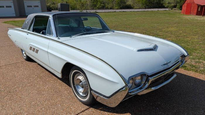 1963 Ford Thunderbird