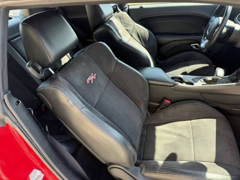 2015 Dodge Challenger R/T Plus