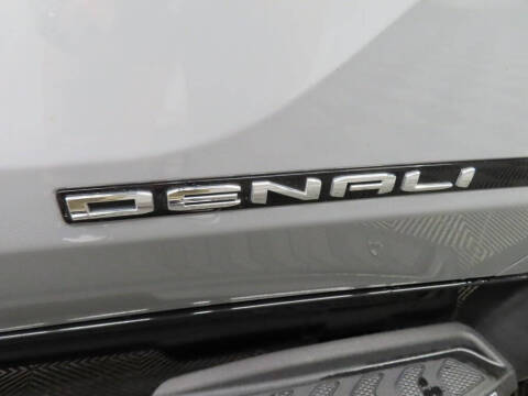 2025 GMC Sierra EV Denali
